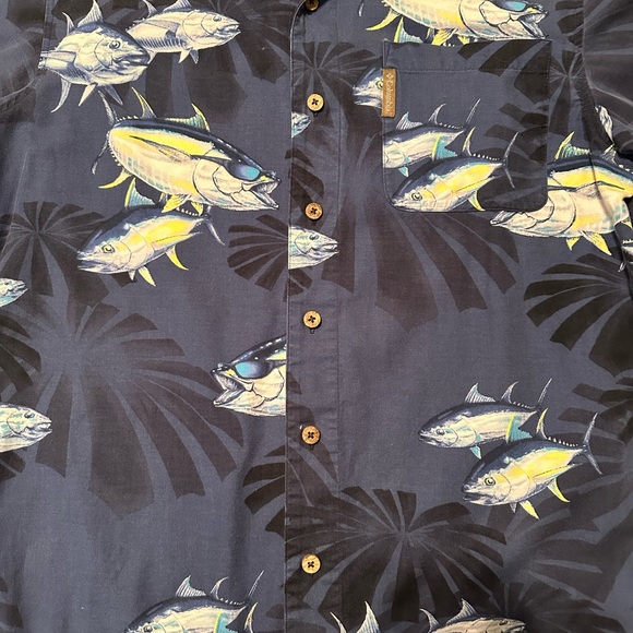 Men’s Columbia fish print short sleeve shirt - Picture 4 of 8